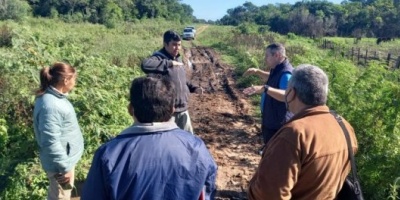 Recorrida para proyectos de obras hídricas en Paso de la Patria