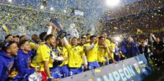 Boca empató con Independiente pero pudo gritar campeón gracias a una mano de River