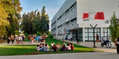La Universidad Nacional de La Plata fue elegida como la mejor de Argentina