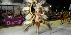 Más de 10.000 personas asistieron a la segunda noche de  carnaval en Mercedes