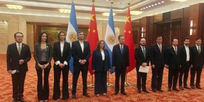 China adelantó a Máximo Kirchner y a Cecilia Moreau que impulsará el ingreso de la Argentina a los Brics