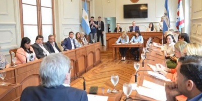 Ediles de Corrientes sancionaron normativa para desmontar cableado aéreo en desuso